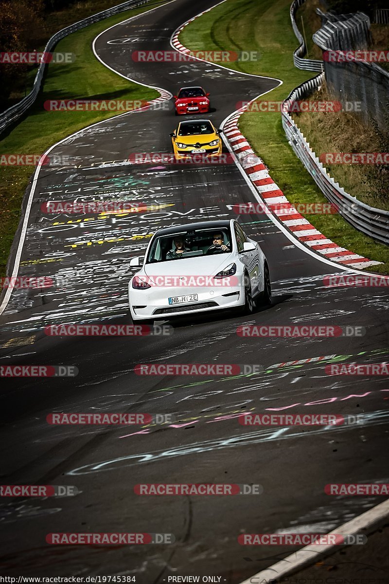 Bild #19745384 - Touristenfahrten Nürburgring Nordschleife (23.10.2022)