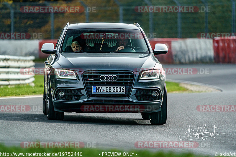 Bild #19752440 - Touristenfahrten Nürburgring Nordschleife (23.10.2022)