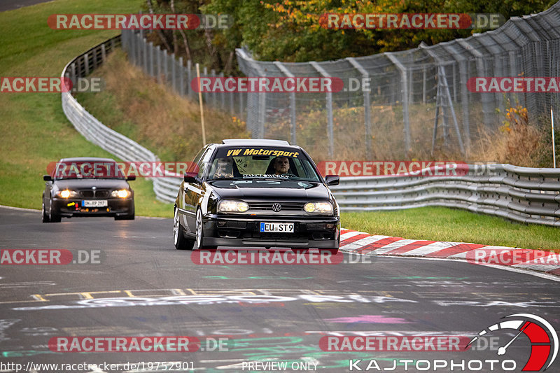 Bild #19752901 - Touristenfahrten Nürburgring Nordschleife (23.10.2022)