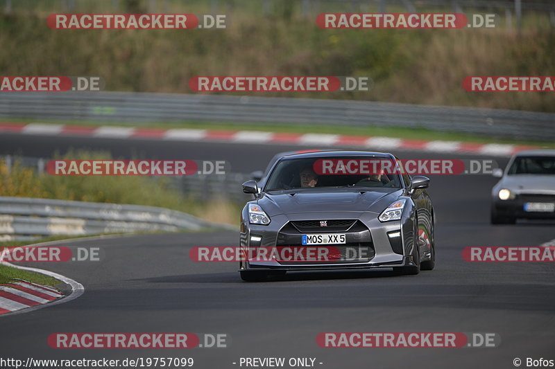 Bild #19757099 - Touristenfahrten Nürburgring Nordschleife (30.10.2022)