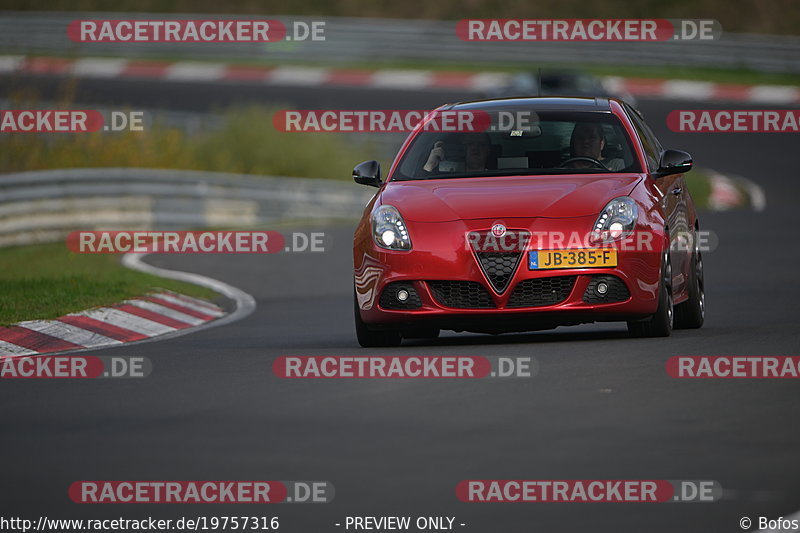 Bild #19757316 - Touristenfahrten Nürburgring Nordschleife (30.10.2022)