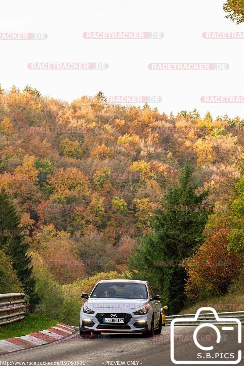 Bild #19760501 - Touristenfahrten Nürburgring Nordschleife (30.10.2022)