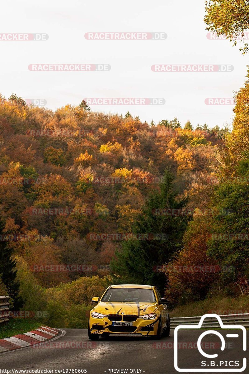 Bild #19760605 - Touristenfahrten Nürburgring Nordschleife (30.10.2022)