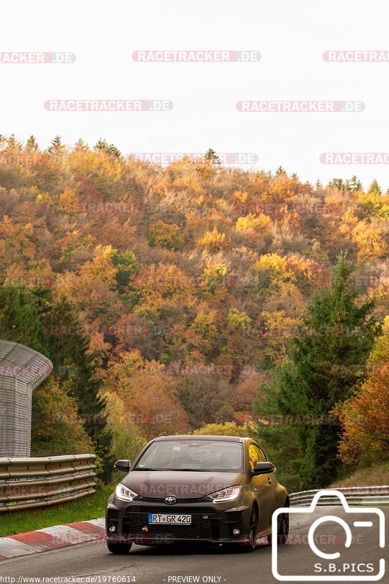 Bild #19760614 - Touristenfahrten Nürburgring Nordschleife (30.10.2022)