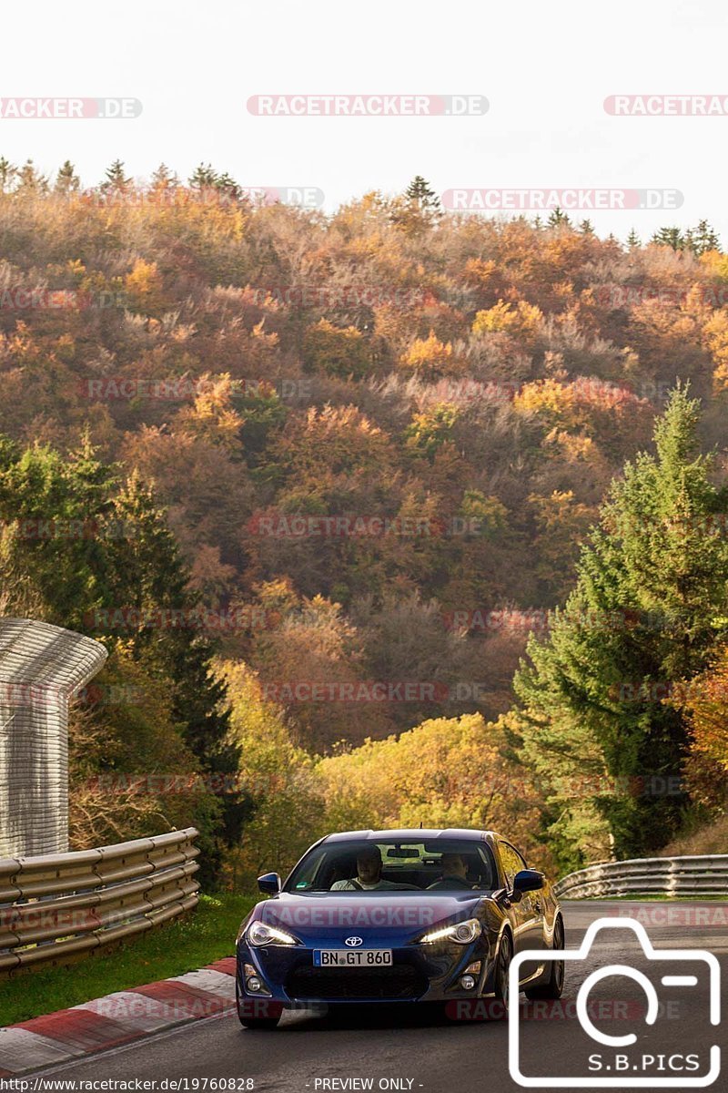 Bild #19760828 - Touristenfahrten Nürburgring Nordschleife (30.10.2022)