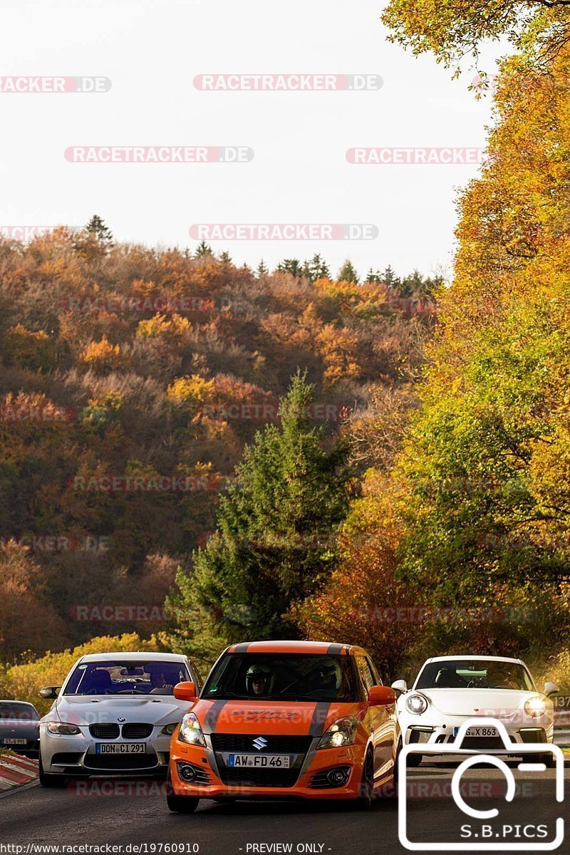 Bild #19760910 - Touristenfahrten Nürburgring Nordschleife (30.10.2022)