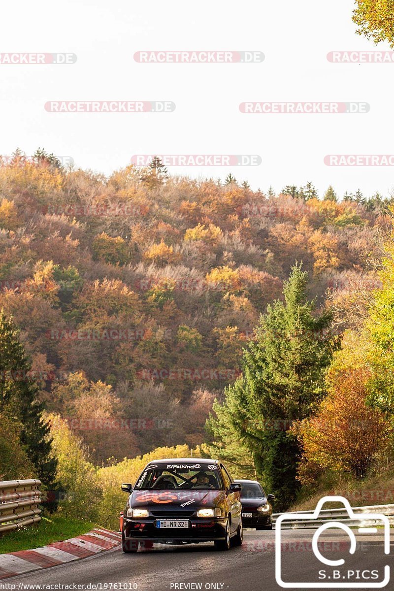 Bild #19761010 - Touristenfahrten Nürburgring Nordschleife (30.10.2022)