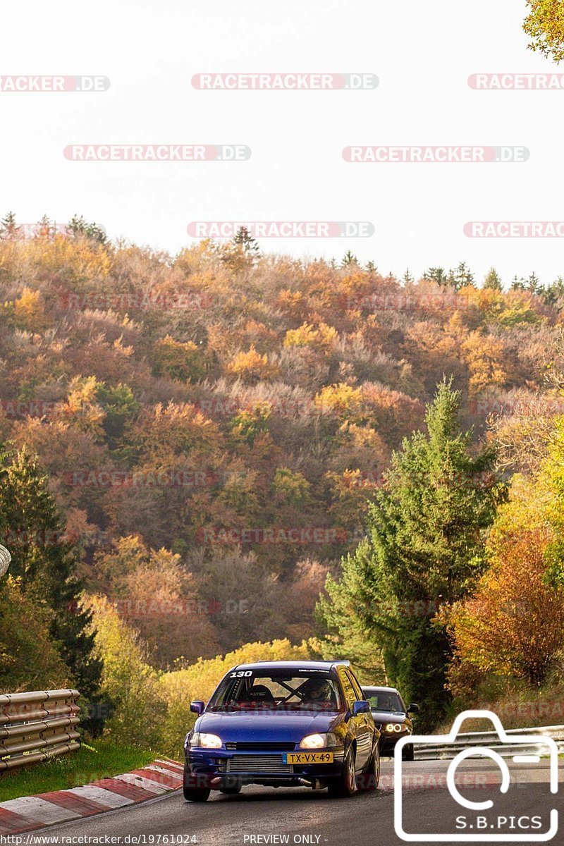 Bild #19761024 - Touristenfahrten Nürburgring Nordschleife (30.10.2022)