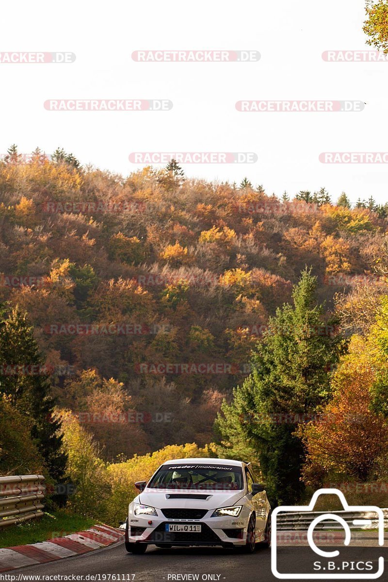 Bild #19761117 - Touristenfahrten Nürburgring Nordschleife (30.10.2022)