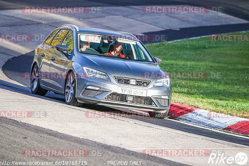 Bild #19768719 - Touristenfahrten Nürburgring Nordschleife (30.10.2022)