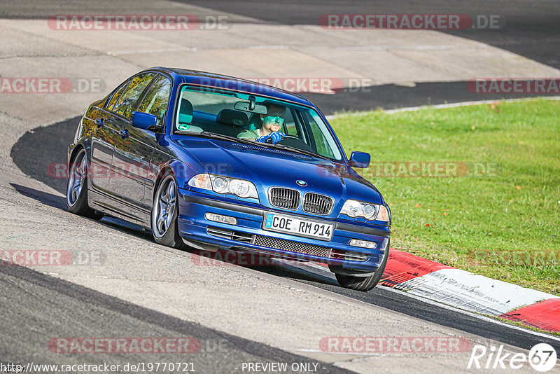 Bild #19770721 - Touristenfahrten Nürburgring Nordschleife (30.10.2022)