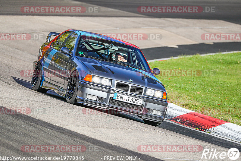 Bild #19770845 - Touristenfahrten Nürburgring Nordschleife (30.10.2022)