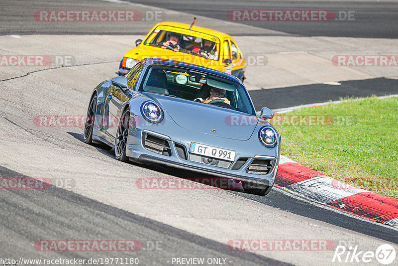 Bild #19771180 - Touristenfahrten Nürburgring Nordschleife (30.10.2022)