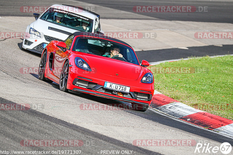 Bild #19771307 - Touristenfahrten Nürburgring Nordschleife (30.10.2022)