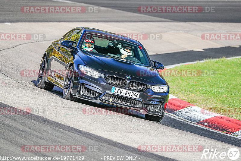 Bild #19771429 - Touristenfahrten Nürburgring Nordschleife (30.10.2022)