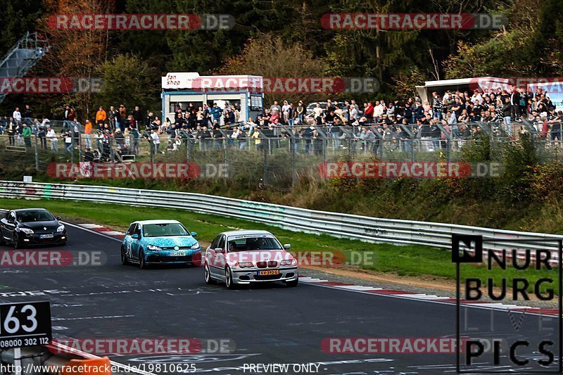 Bild #19810625 - Touristenfahrten Nürburgring Nordschleife (30.10.2022)