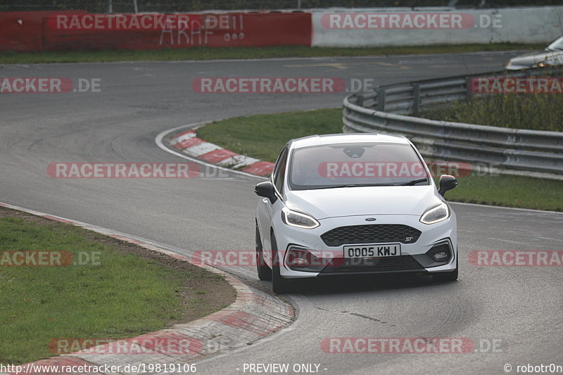 Bild #19819106 - Touristenfahrten Nürburgring Nordschleife (30.10.2022)