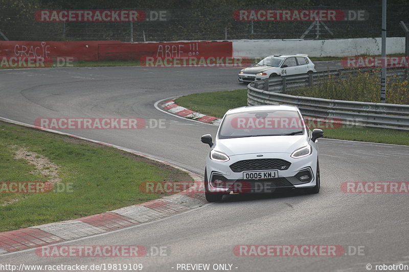 Bild #19819109 - Touristenfahrten Nürburgring Nordschleife (30.10.2022)