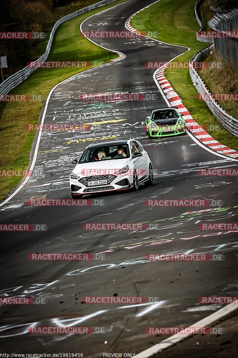 Bild #19819456 - Touristenfahrten Nürburgring Nordschleife (30.10.2022)