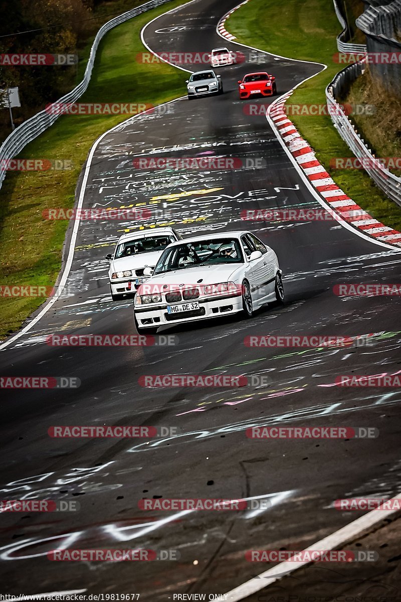 Bild #19819677 - Touristenfahrten Nürburgring Nordschleife (30.10.2022)