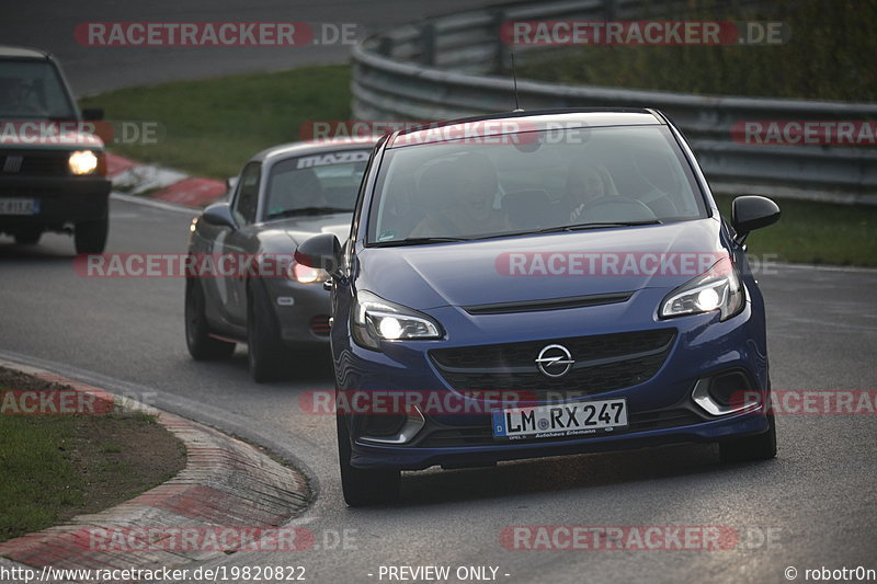 Bild #19820822 - Touristenfahrten Nürburgring Nordschleife (30.10.2022)