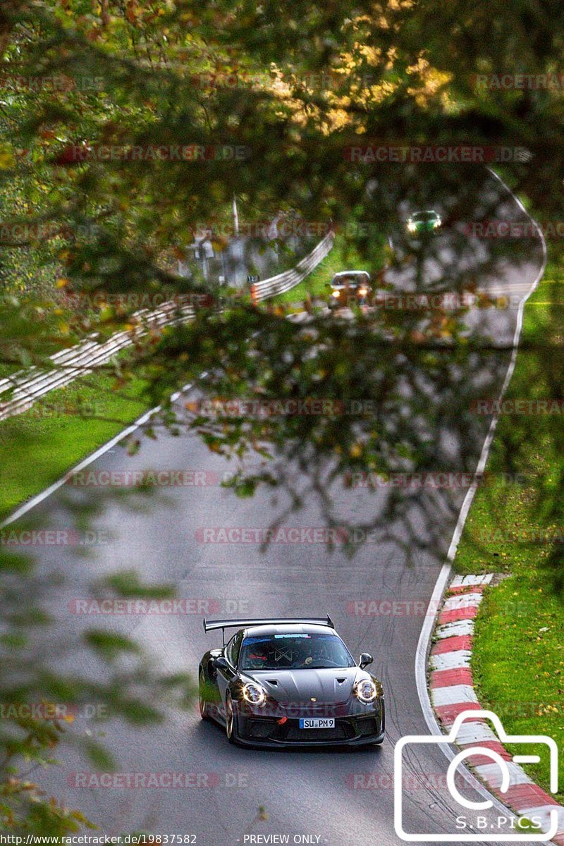 Bild #19837582 - Touristenfahrten Nürburgring Nordschleife (01.11.2022)