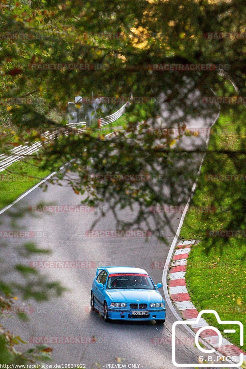 Bild #19837922 - Touristenfahrten Nürburgring Nordschleife (01.11.2022)