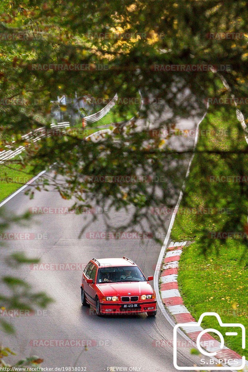 Bild #19838032 - Touristenfahrten Nürburgring Nordschleife (01.11.2022)