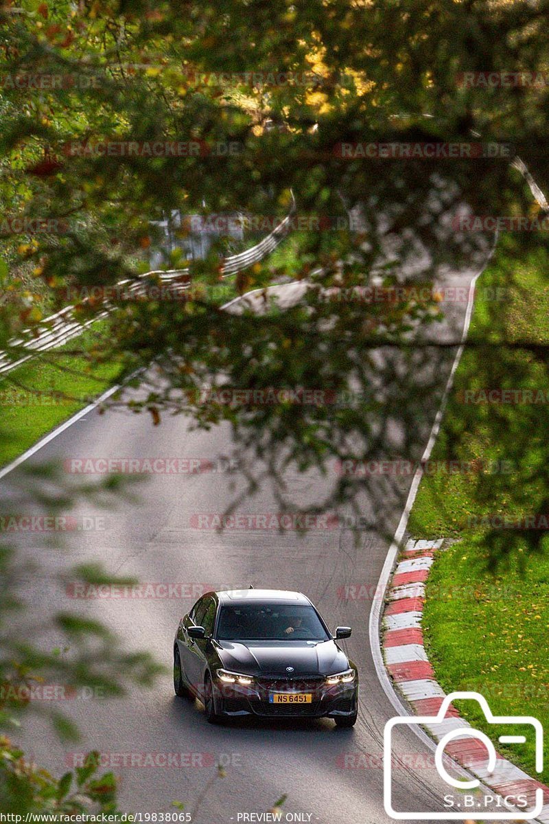 Bild #19838065 - Touristenfahrten Nürburgring Nordschleife (01.11.2022)