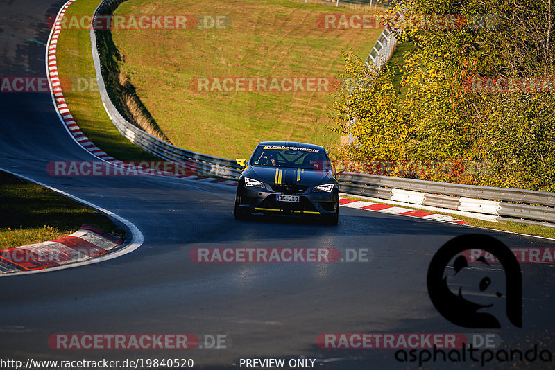 Bild #19840520 - Touristenfahrten Nürburgring Nordschleife (01.11.2022)