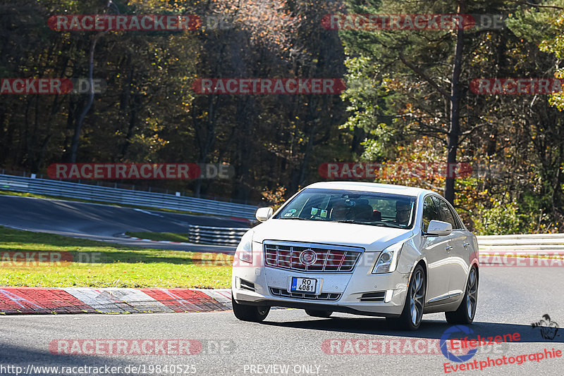 Bild #19840525 - Touristenfahrten Nürburgring Nordschleife (01.11.2022)