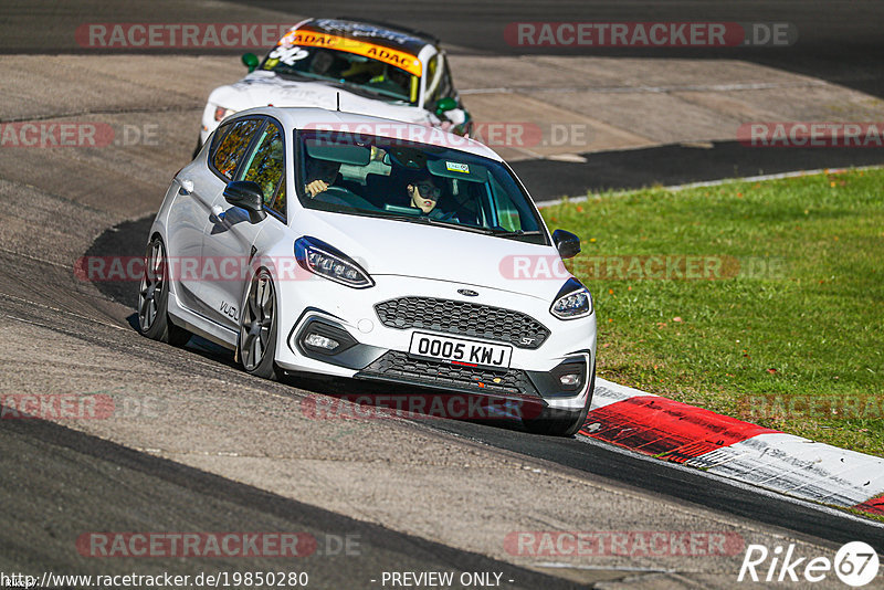 Bild #19850280 - Touristenfahrten Nürburgring Nordschleife (01.11.2022)