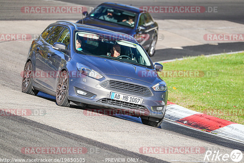 Bild #19850505 - Touristenfahrten Nürburgring Nordschleife (01.11.2022)