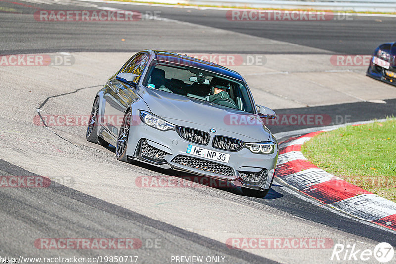 Bild #19850717 - Touristenfahrten Nürburgring Nordschleife (01.11.2022)