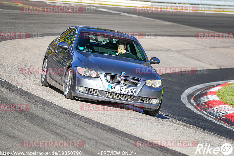 Bild #19850790 - Touristenfahrten Nürburgring Nordschleife (01.11.2022)