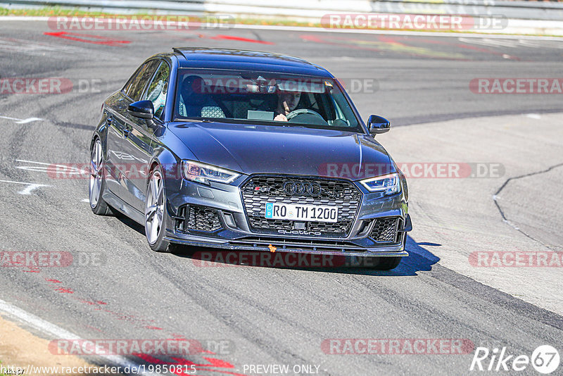 Bild #19850815 - Touristenfahrten Nürburgring Nordschleife (01.11.2022)