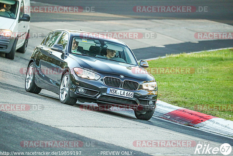 Bild #19859197 - Touristenfahrten Nürburgring Nordschleife (01.11.2022)