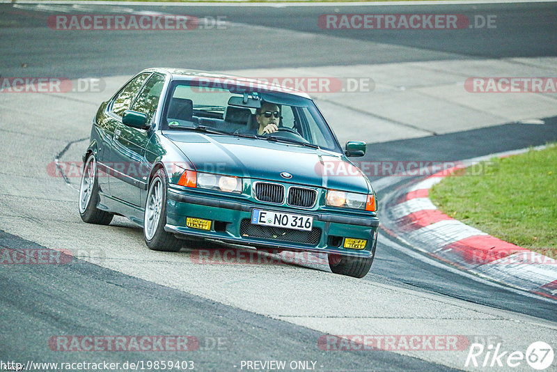 Bild #19859403 - Touristenfahrten Nürburgring Nordschleife (01.11.2022)