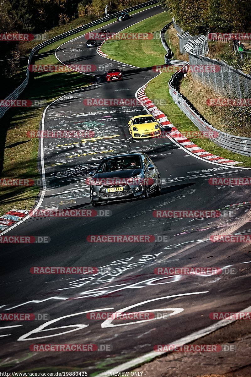 Bild #19880425 - Touristenfahrten Nürburgring Nordschleife (01.11.2022)