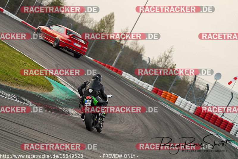 Bild #15849528 - Touristenfahrten Nürburgring Grand-Prix-Strecke (13.04.2022)