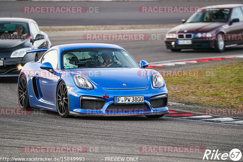 Bild #15849993 - Touristenfahrten Nürburgring Grand-Prix-Strecke (13.04.2022)