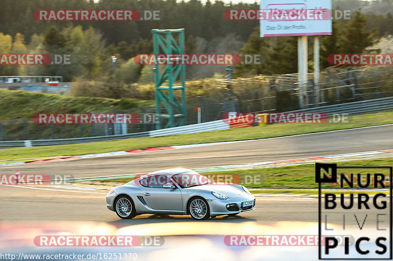 Bild #16251370 - Touristenfahrten Nürburgring Grand-Prix-Strecke (19.04.2022)