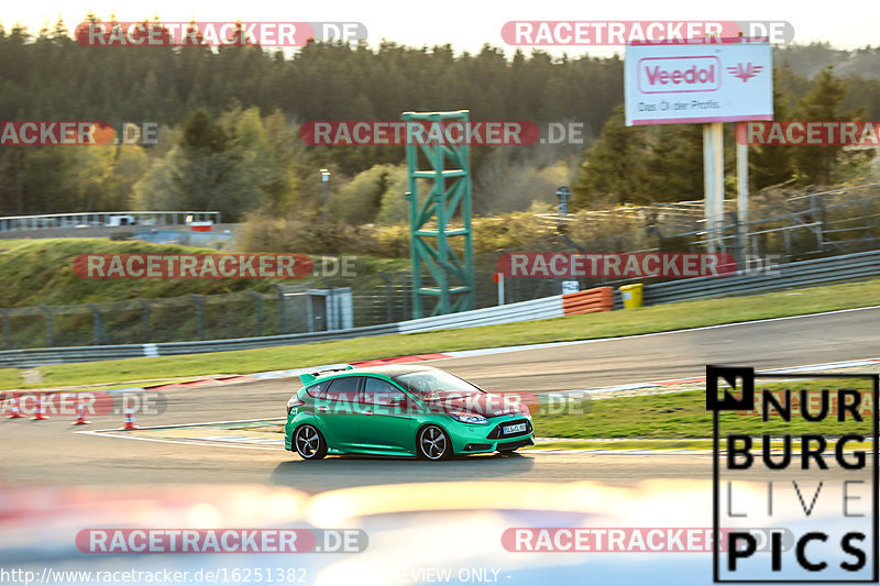 Bild #16251382 - Touristenfahrten Nürburgring Grand-Prix-Strecke (19.04.2022)