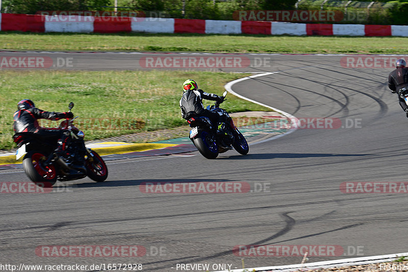 Bild #16572928 - Touristenfahrten Nürburgring Grand-Prix-Strecke (11.05.2022)