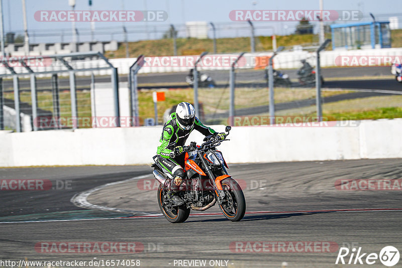 Bild #16574058 - Touristenfahrten Nürburgring Grand-Prix-Strecke (11.05.2022)