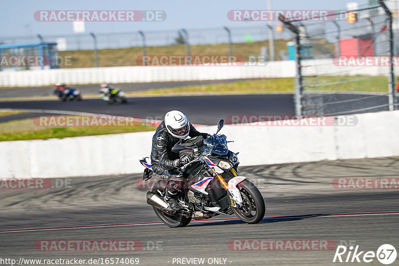 Bild #16574069 - Touristenfahrten Nürburgring Grand-Prix-Strecke (11.05.2022)