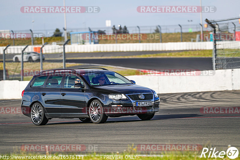 Bild #16575117 - Touristenfahrten Nürburgring Grand-Prix-Strecke (11.05.2022)