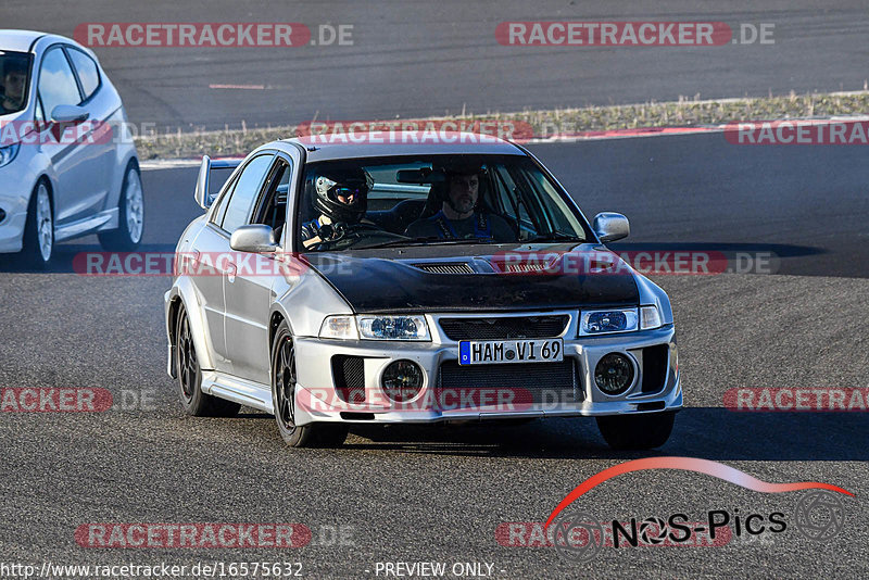 Bild #16575632 - Touristenfahrten Nürburgring Grand-Prix-Strecke (11.05.2022)