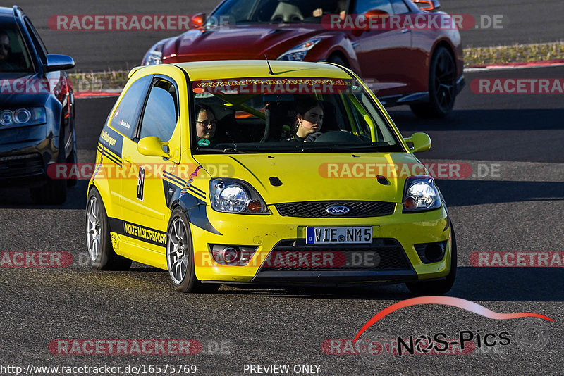 Bild #16575769 - Touristenfahrten Nürburgring Grand-Prix-Strecke (11.05.2022)