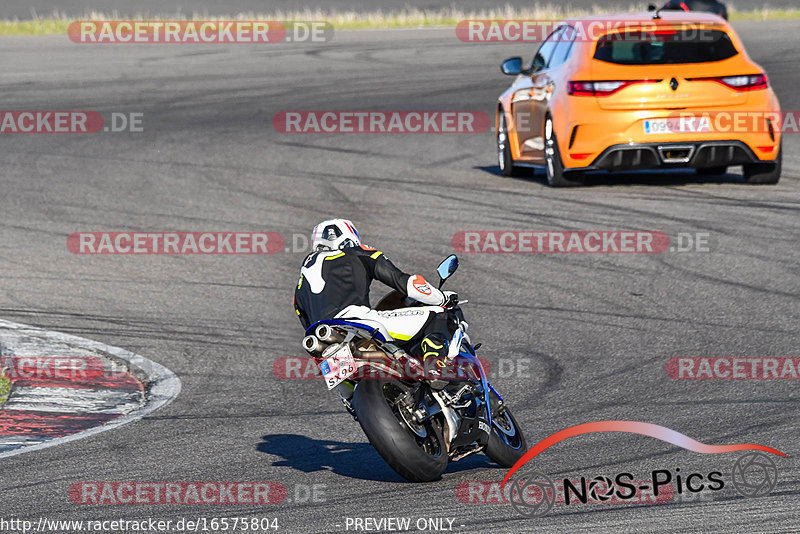 Bild #16575804 - Touristenfahrten Nürburgring Grand-Prix-Strecke (11.05.2022)